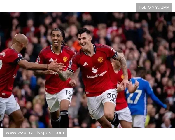 曼联有望引进新援，冬窗引援目标锁定，曼联冬季球服